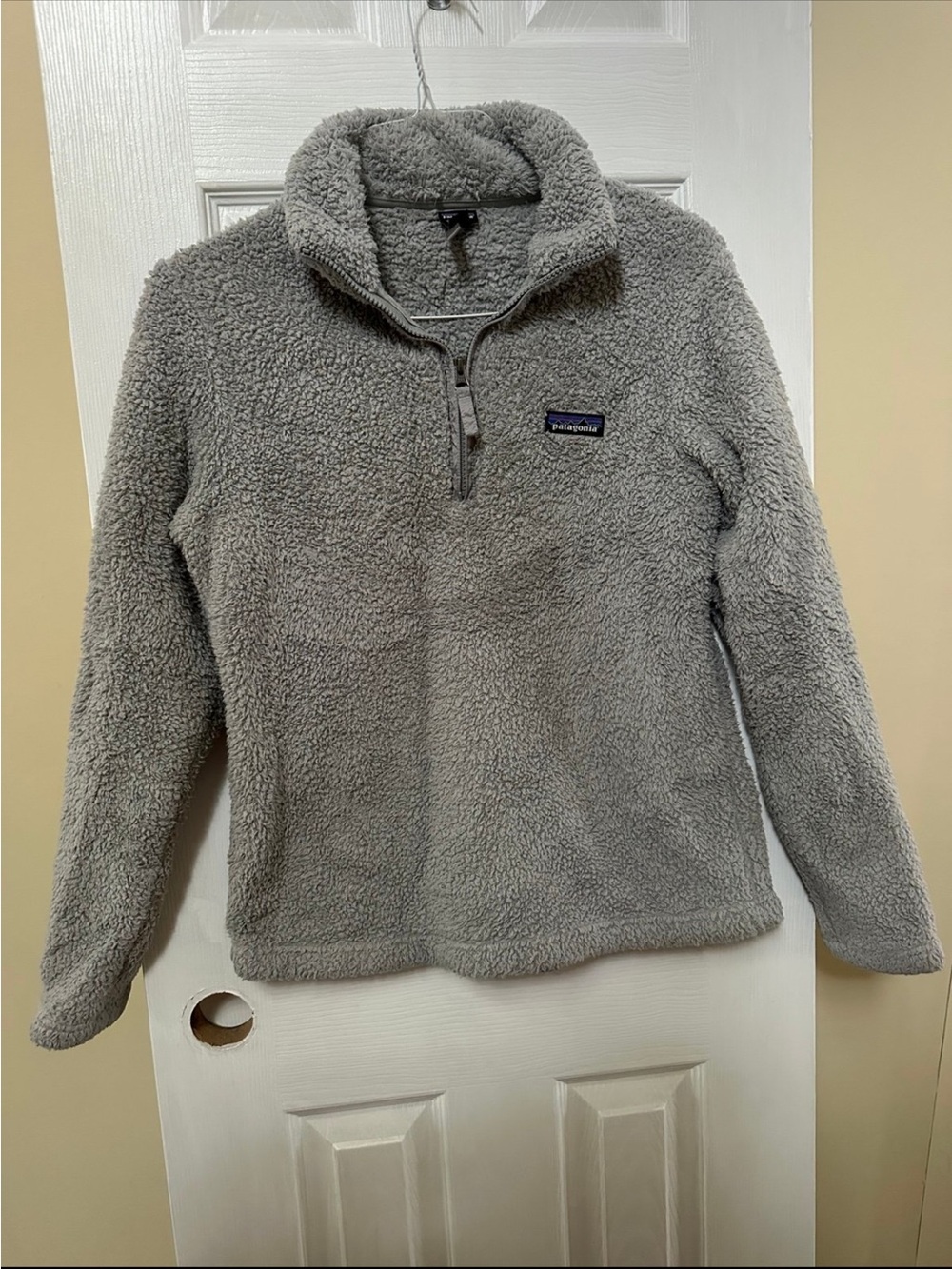 Patagonia Light Gray Sherpa Quarter-Zip Pullover